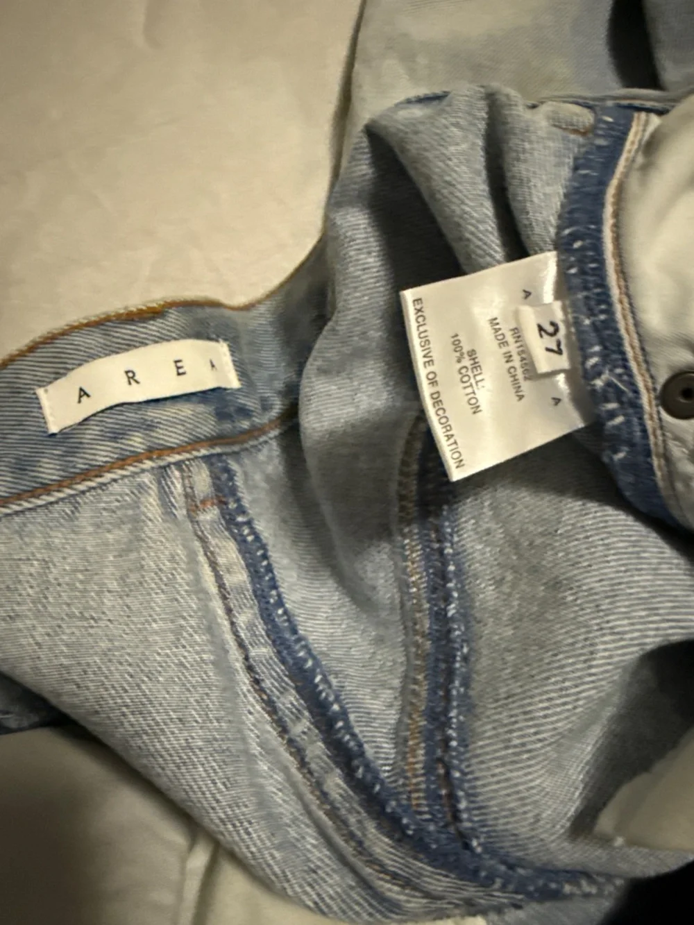 Jeans - Picture 4 of 4